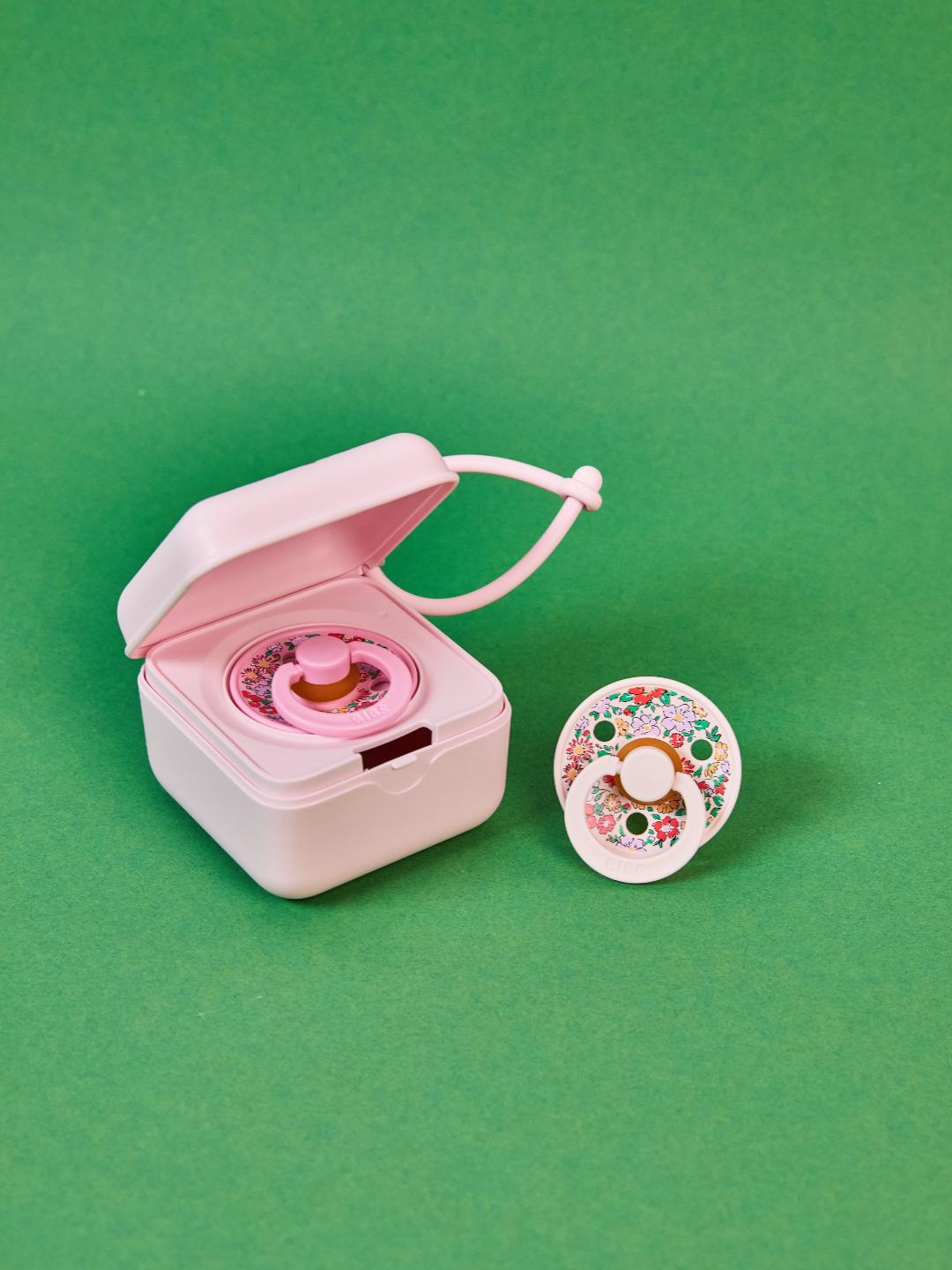 BIBS x Liberty pacifiers and pacifier box, BIBS x Liberty kollektsiooni lutid ja lutikarp, lutihoidja, all-groups