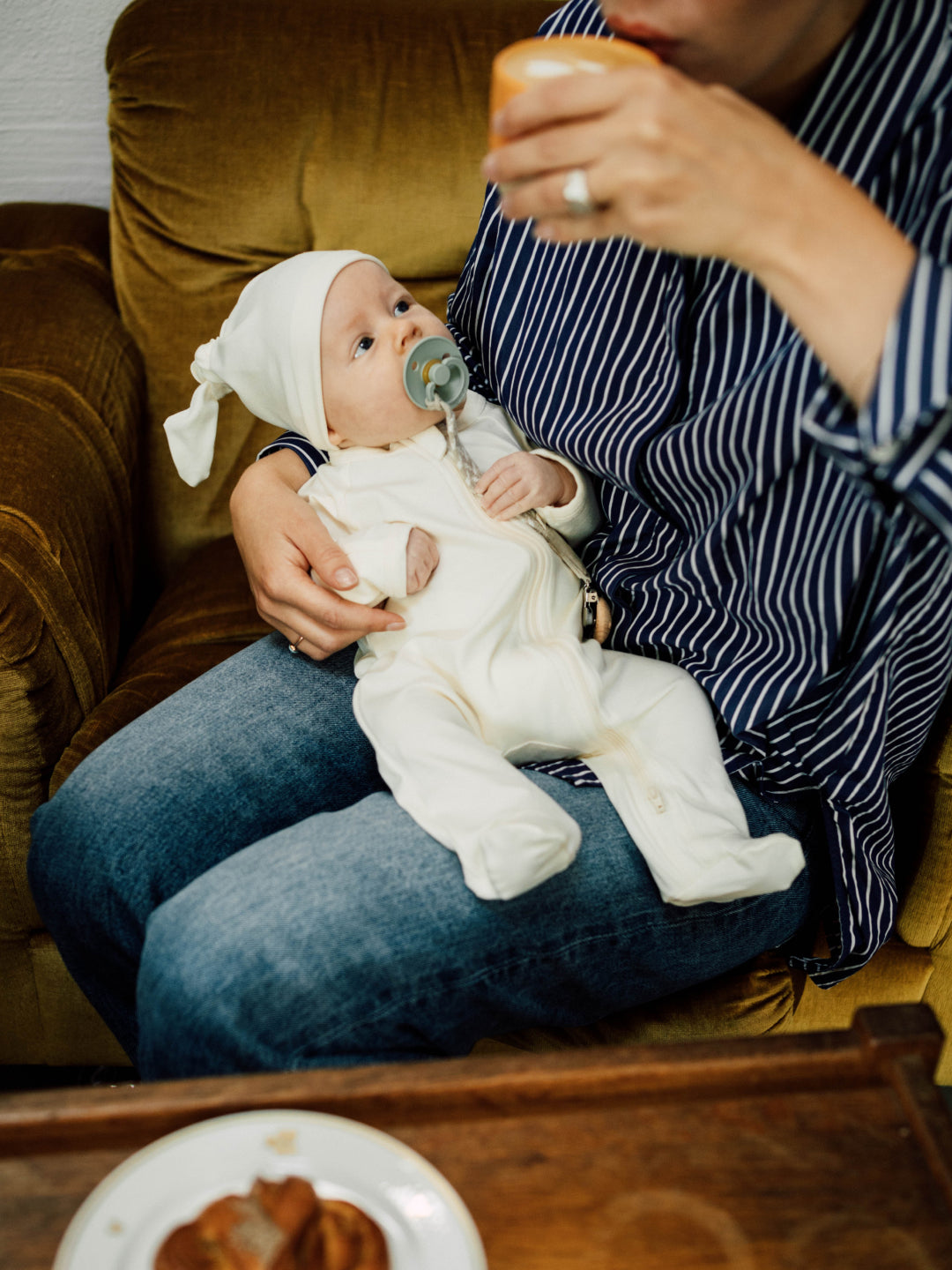 Babyluv Studio "Everyday Sleeper" sleepwear, bodysuit, tudukombe, kombe, white