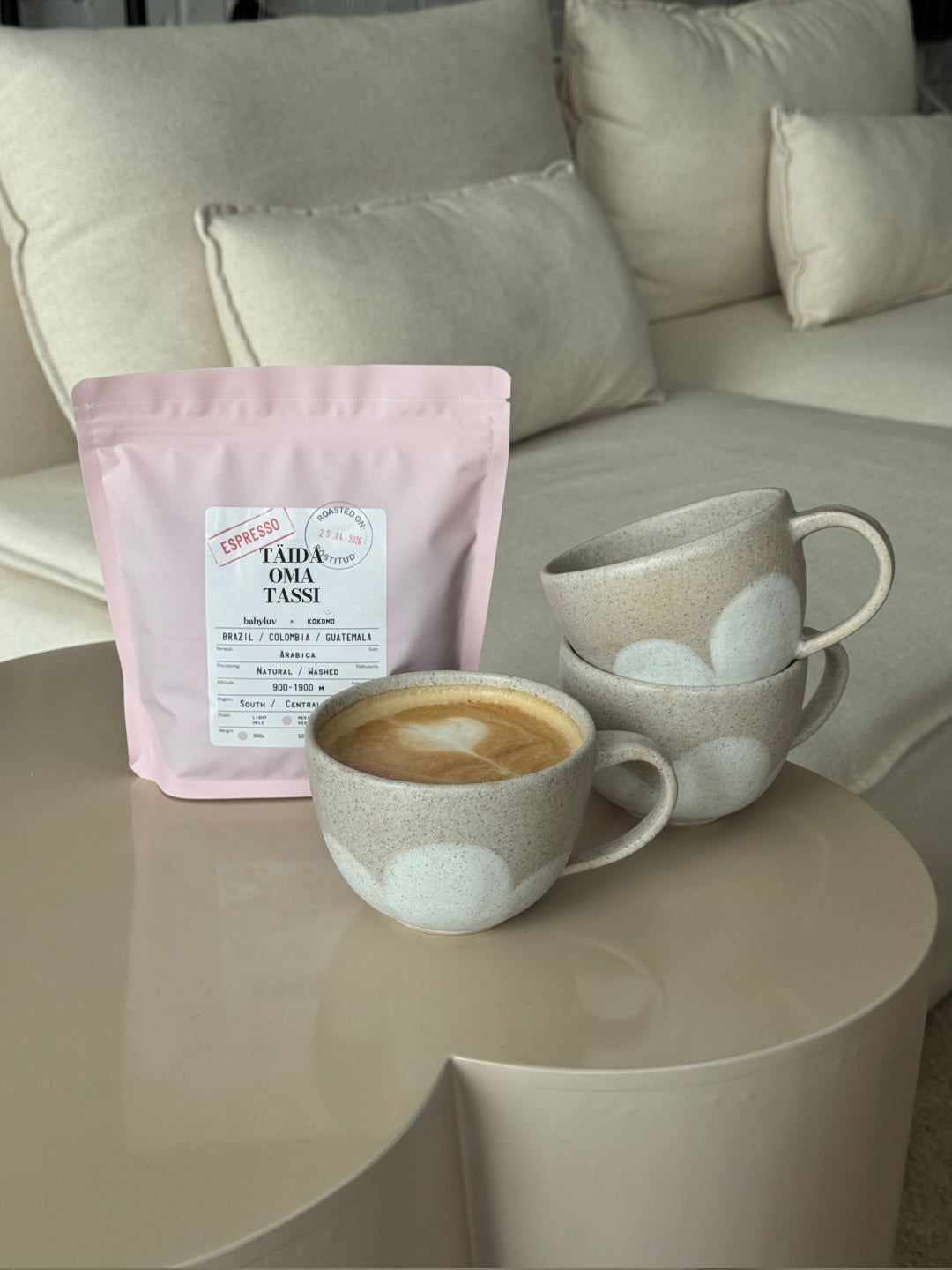 Gift set - Rada Keraamika coffee cup & KOKOMO cofee beans, Kinkekomplekt emadepäevaks - Rada Keraamika tass & KOKOMO kohvioad