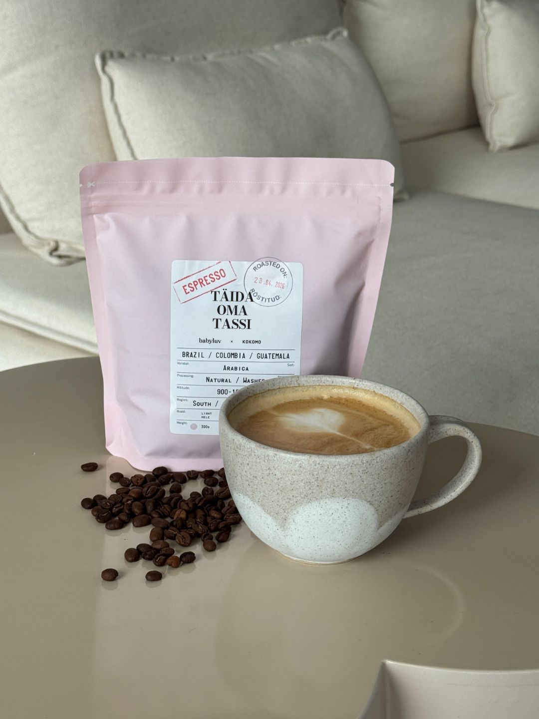 Gift set - Rada Keraamika coffee cup & KOKOMO cofee beans, Kinkekomplekt emadepäevaks - Rada Keraamika tass & KOKOMO kohvioad