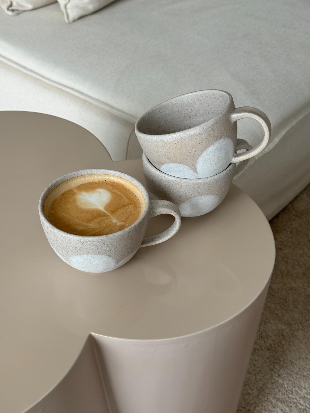 Gift set - Rada Keraamika coffee cup & KOKOMO cofee beans, Kinkekomplekt emadepäevaks - Rada Keraamika tass & KOKOMO kohvioad