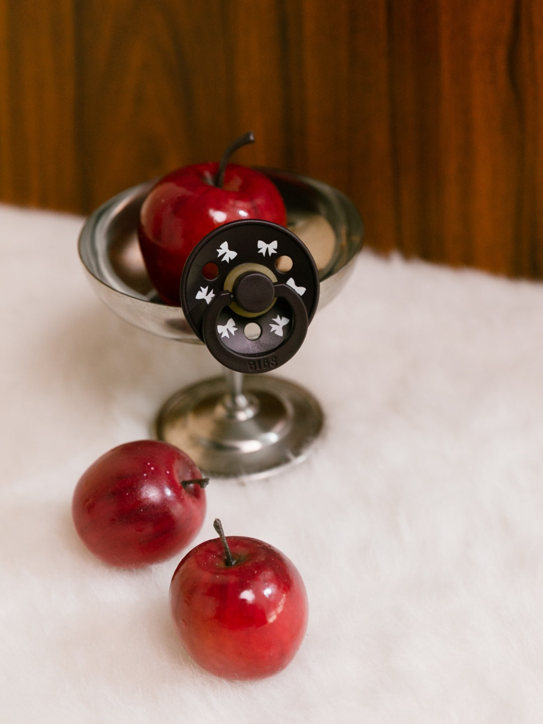 BIBS Retro Holiday Collection, Colour Round Pacifiers, Leaf and Bow, BIBS Retro Holiday kolletsioon, kirsikujulised lutid, lehed ja lipsud, all-groups