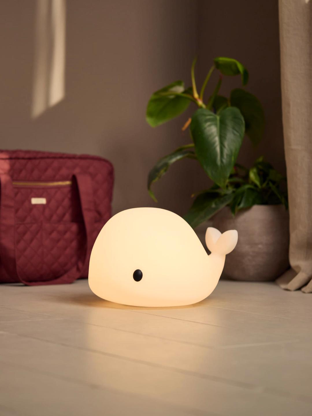 Filibabba LED floor light - Christian the Whale, Filibabba LED põrandalamp, öölamp vaal