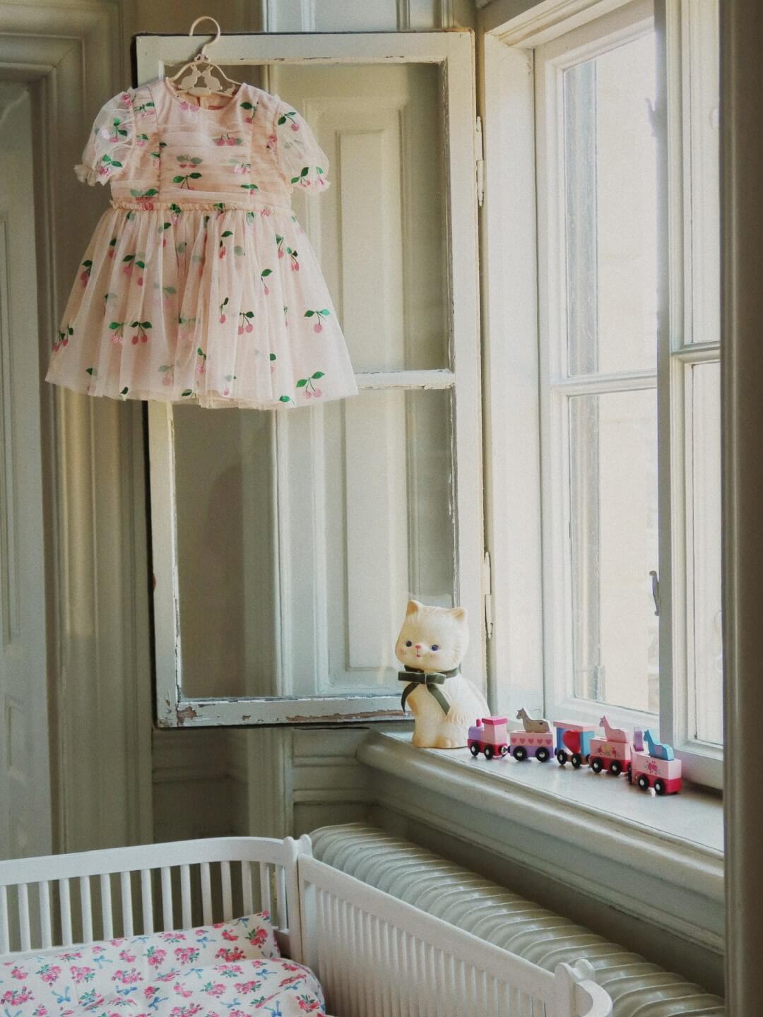 Konges Sløjd cat lamp, Konges Sløjd kassikujuline laualamp, lamp lastetuppa