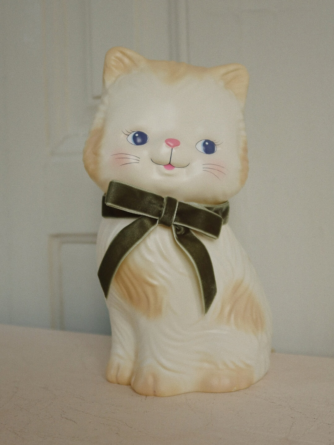 Konges Sløjd cat lamp, Konges Sløjd kassikujuline laualamp, lamp lastetuppa