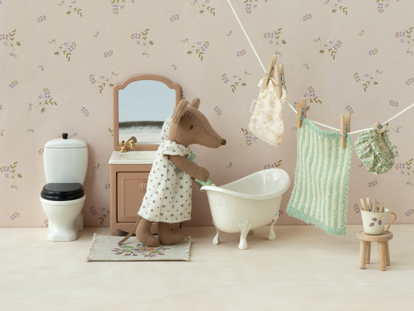 Maileg Mouse sink, Maileg mouse vannitoa kraanikauss, vann, vannituba