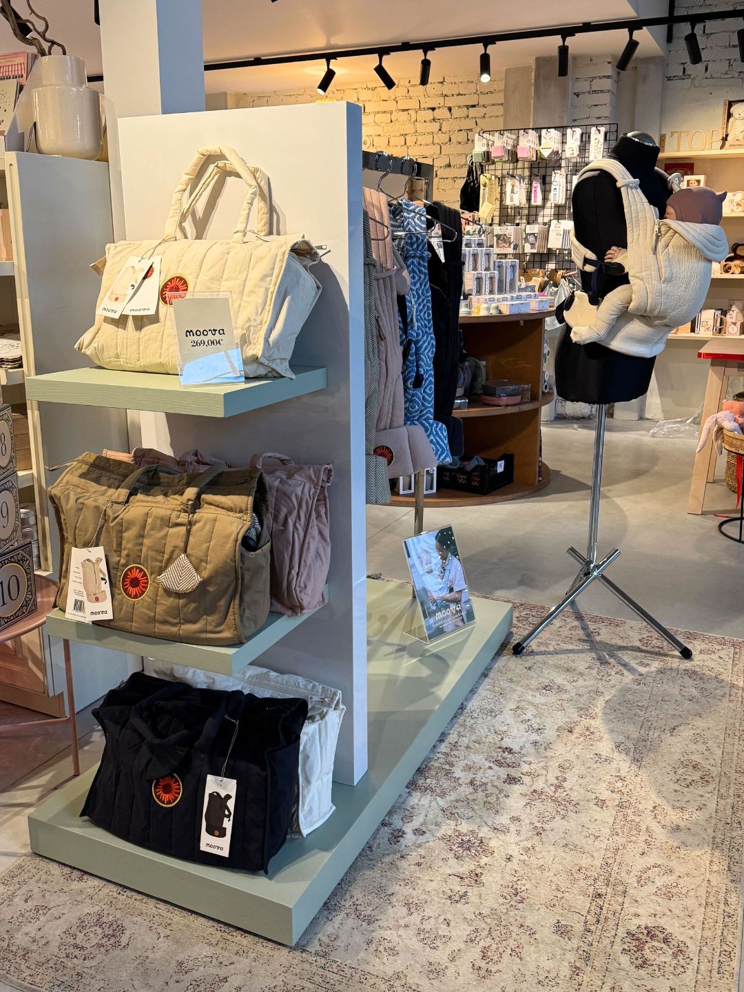 Moova baby carrier, Moova beebi kandekott, kõhukott, beebikandmine, beebikandmisvahendid, all-groups