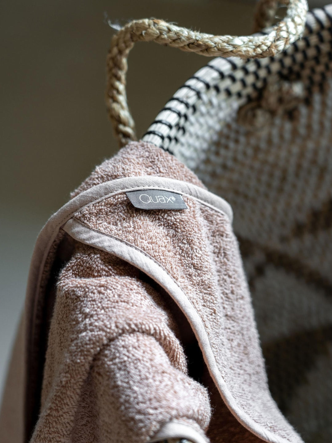 Quax hood towel and washcloth, Quax beebi kapuutsiga vannirätik ja pesukinnas, all-groups