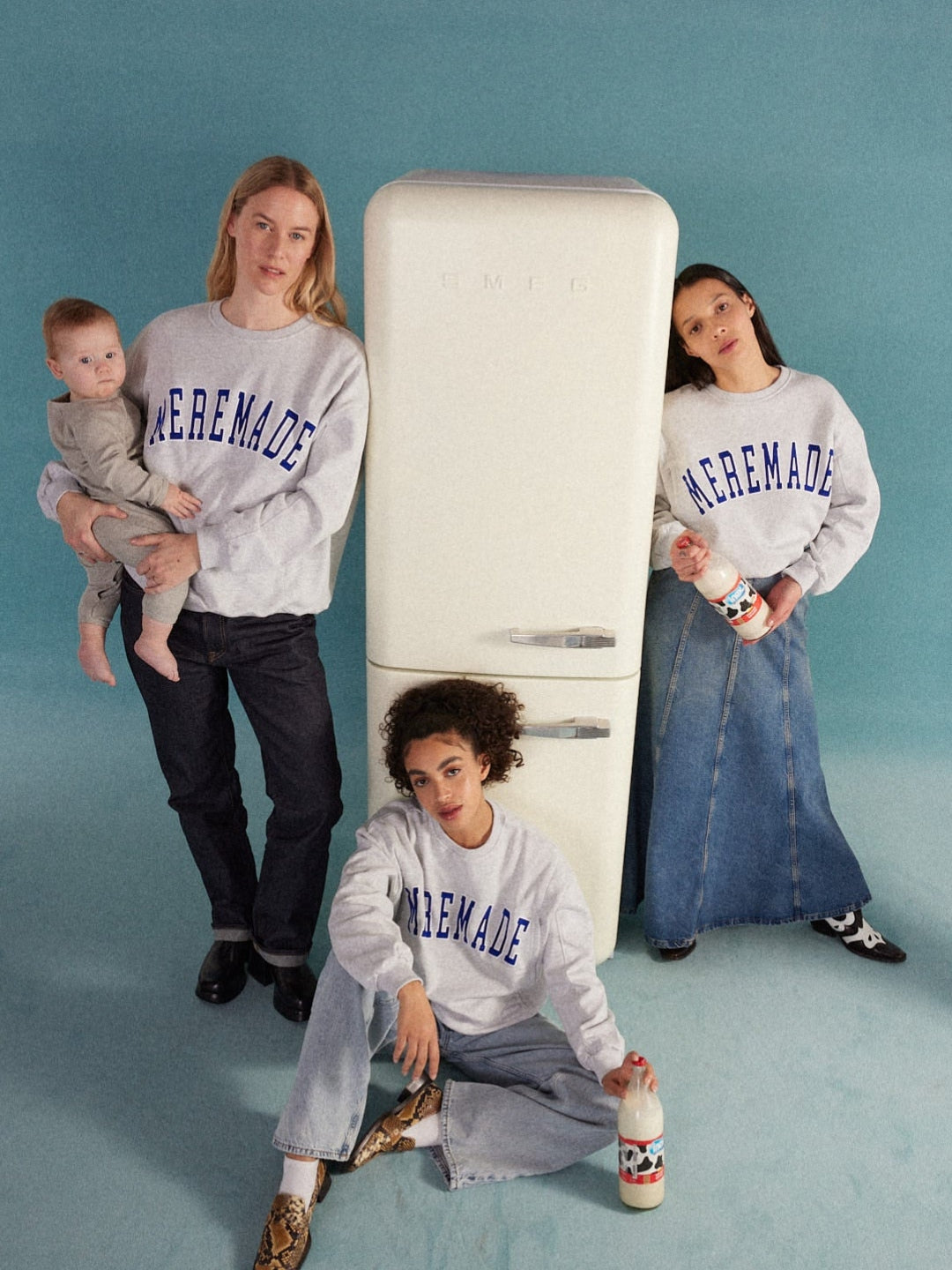 Tajinebanane Nursing Hoodie Meremade – Grey, Tajinebanane imetamispusa Meremade – hall