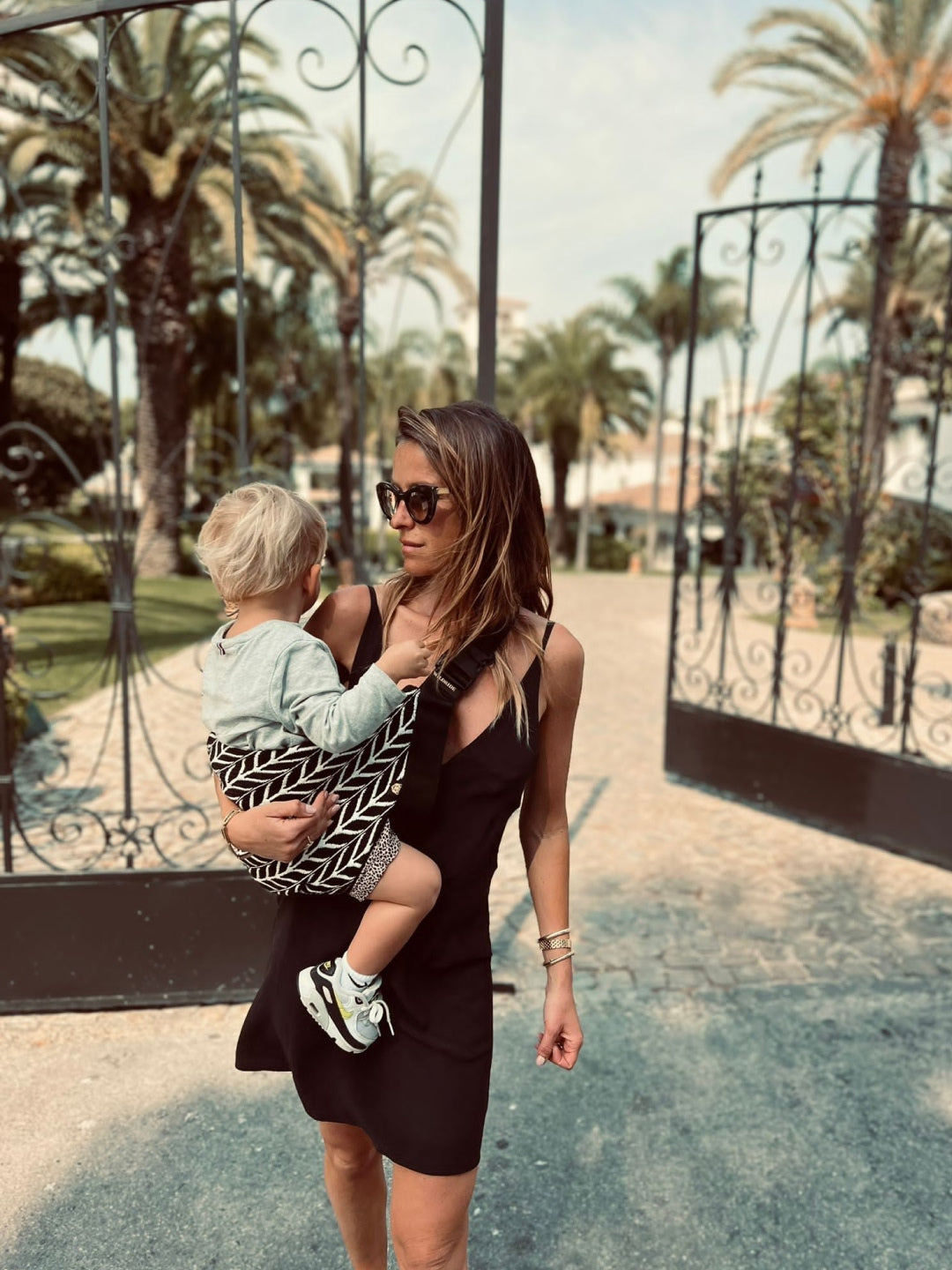 Wildride toddler swing carrier Feather, Wildride väikelapse kandekott Feather