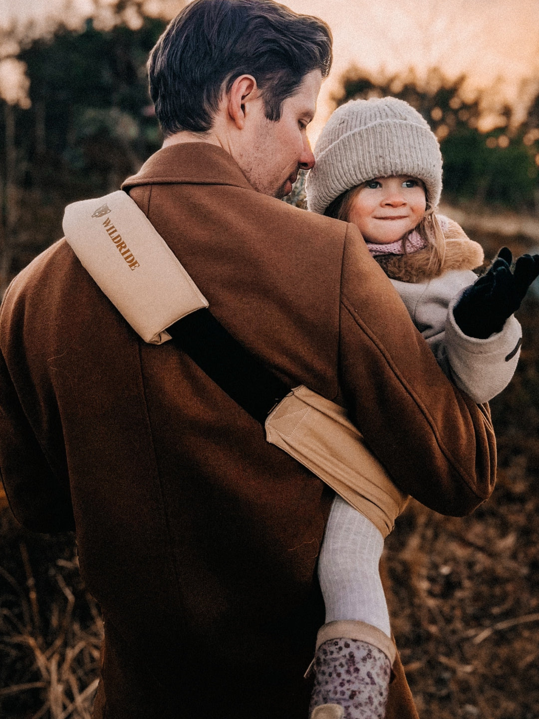 Wildride toddler carrier beige, Wildride väikelapse kandekott beež