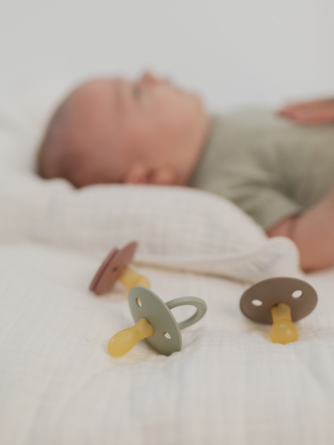BIBS Colour Symmetrical pacifiers, BIBS Colour Symmetrical lutid, sümmeetrilised naturaalsest kummist lutid, all-groups