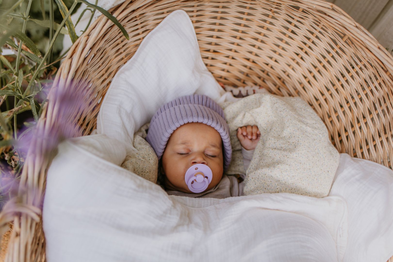 BIBS pacifiers' nipple guide