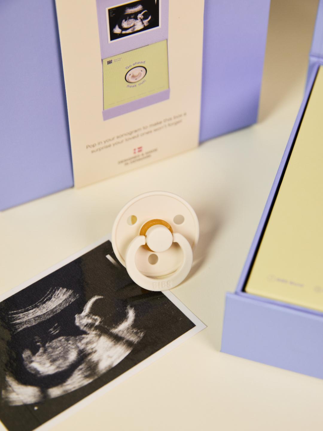 BIBS Baby on the way gift set, BIBS beebiootusest teatamise kinkekomplekt, olen rase teatamine