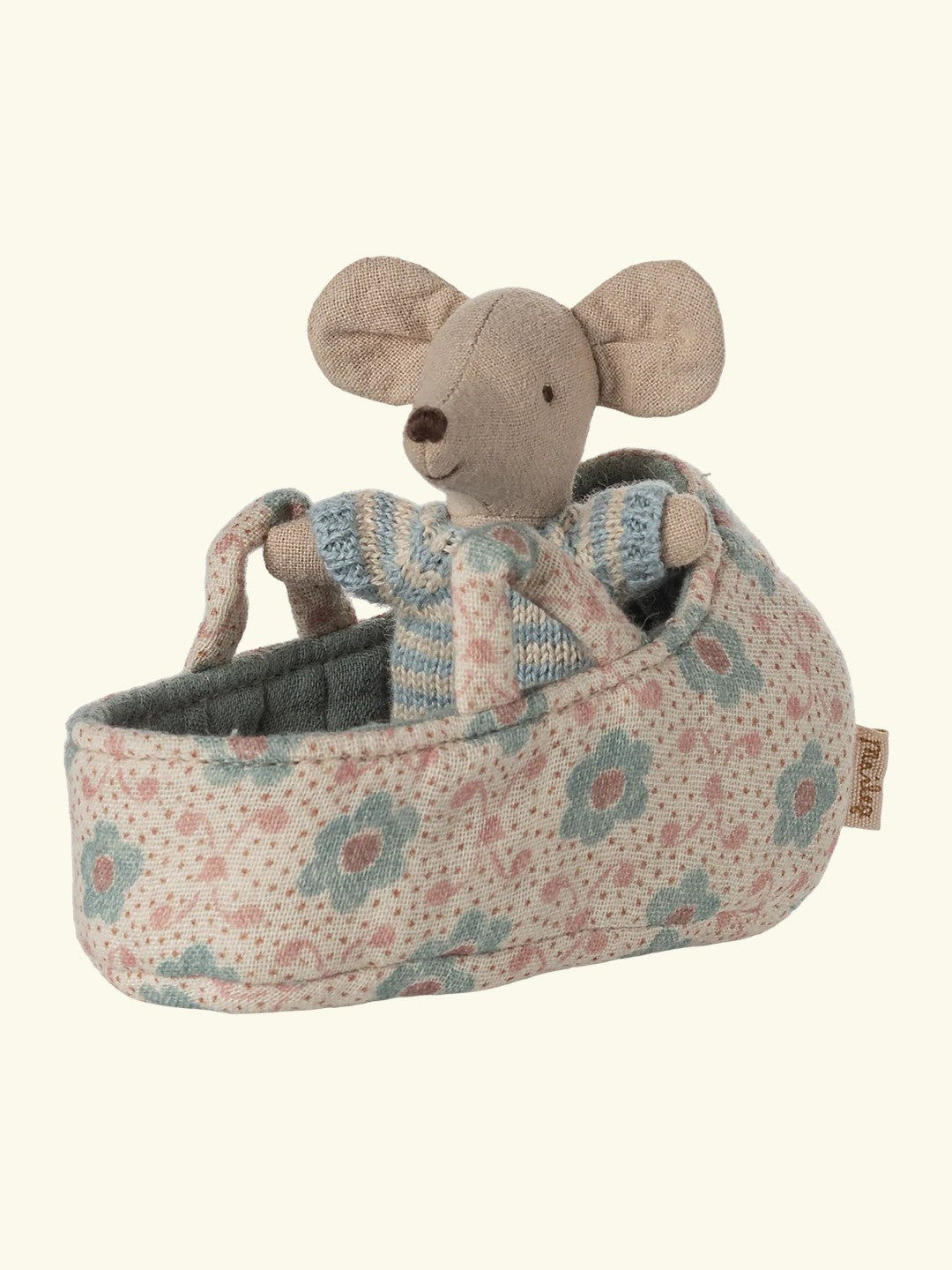 Maileg Baby Mouse in carry cot, Maileg beebihiir kandekotis