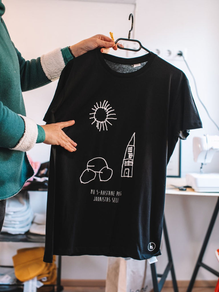 Black Giraffe Father's Day T-shirt with your child's drawing, lapse joonistusega t-särk isadepäevaks