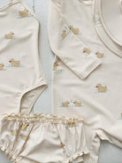 Konges Slojd Fanga Fontana Como Swim Onesie, Konges Slojd Fanga Fontana beebi ujumiskombe, UV-kombe, UV-kaitsega kombe