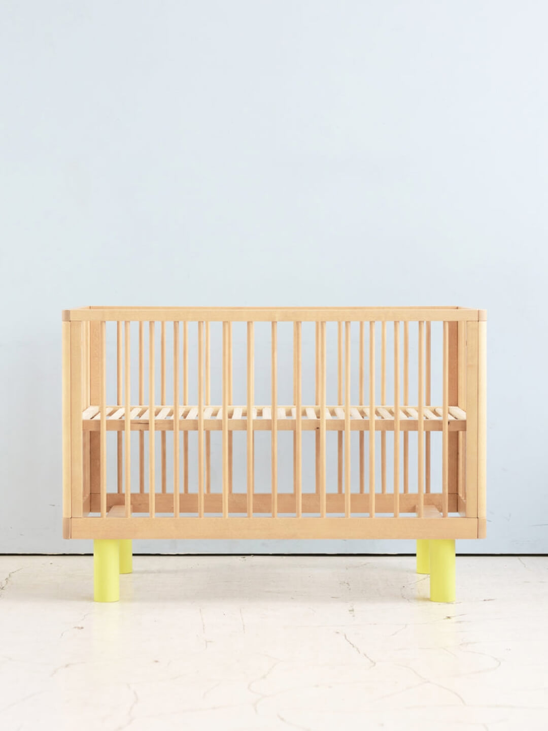 Karl & Fric Nox Cot - Natural Wood & Yellow, Karl & Fric Nox beebivoodi, võrevoodi, beebi võrevoodi