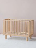 Karl & Fric Nox Cot - Natural Wood, Karl & Fric Nox beebivoodi, võrevoodi, beebi võrevoodi