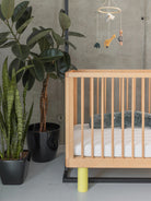 Karl & Fric Nox Cot - Natural Wood & Yellow, Karl & Fric Nox beebivoodi, võrevoodi, beebi võrevoodi