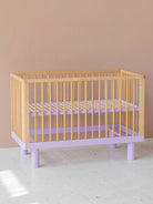 Karl & Fric Nox Cot in natural wood and lavender, Karl & Frix beebivoodi, võrevoodi naturaalne puit ja Lavendel