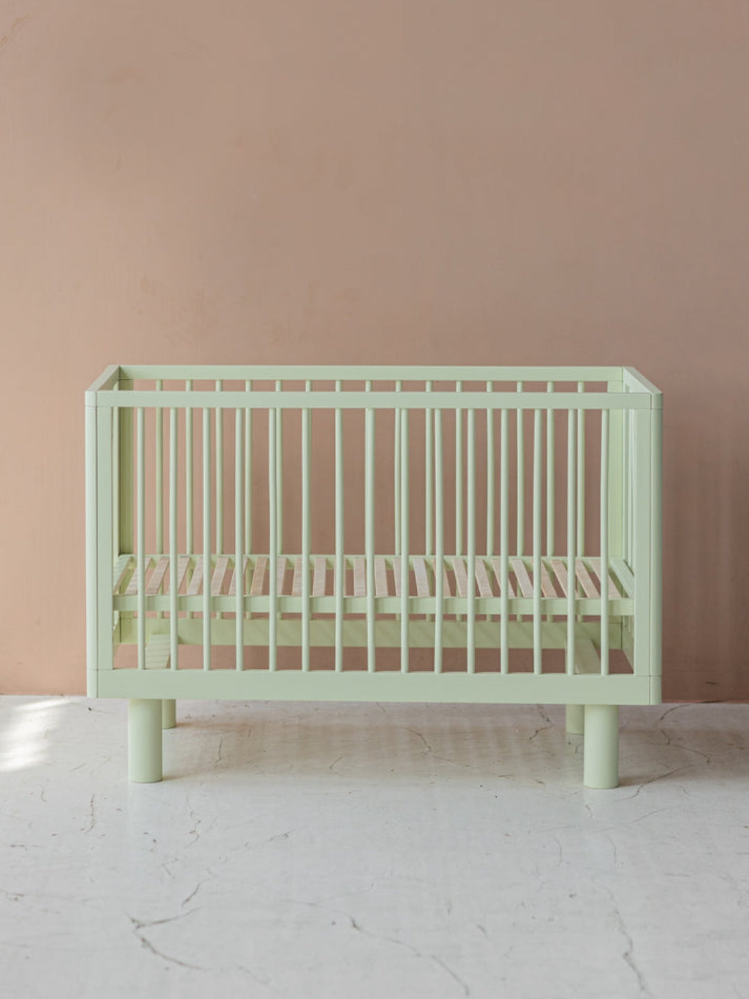 Karl & Fric Nox Cot in pistachio, Karl & Frix beebivoodi, võrevoodi Pistachio