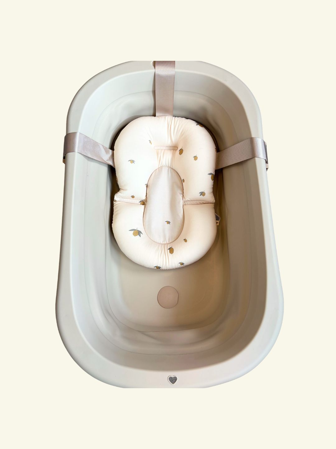 Konges Slojd foldable bath tub and cushion, Konges Slojd kokkupandav vann koos vannipadjaga, beebivann ja vannialus