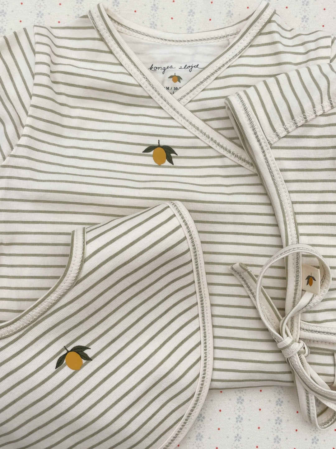 Konges Sløjd long sleeved newborn body, Konges Sløjd pikkade varrukatega hõlmikbodi, vastsündinu body