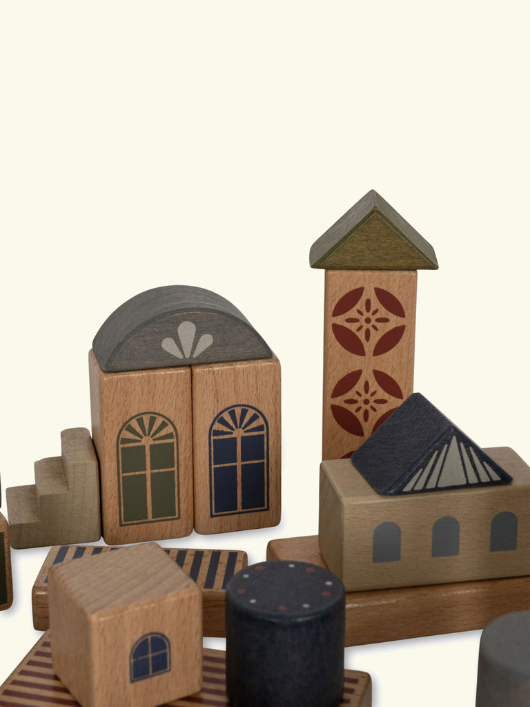 Konges Sløjd Wooden Building Blocks, puidust ehitusklotsid, ladumisklotsid