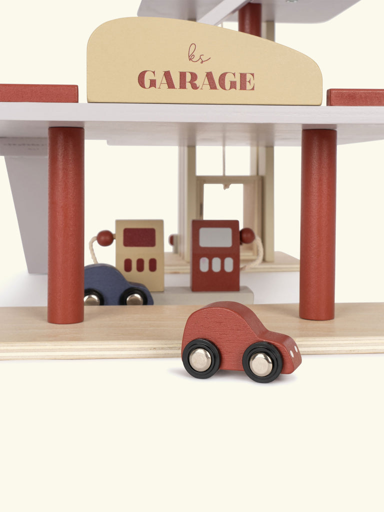 Konges Sløjd Wooden Garage, puidust garaaž, automaja