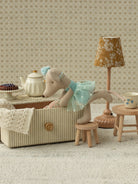 Maileg dance mouse in daybed, Maileg tantsuhiir päevavoodis