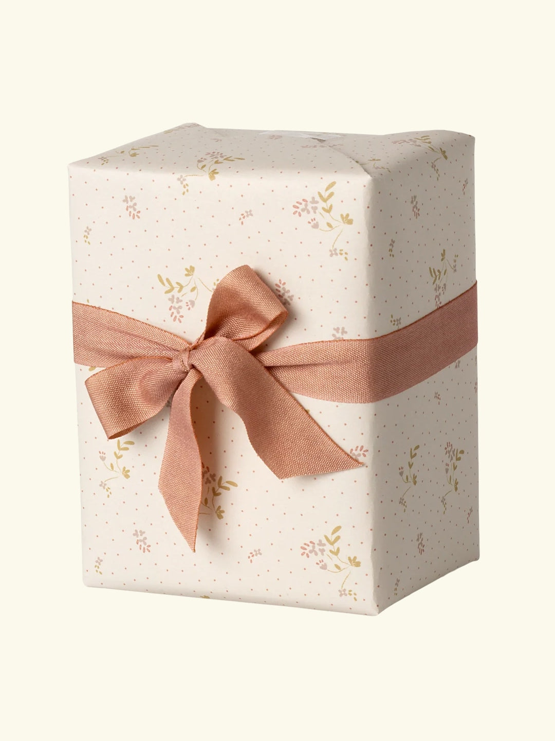 Gift wrapping, kingituste pakkimine, Bae Rose, all-groups