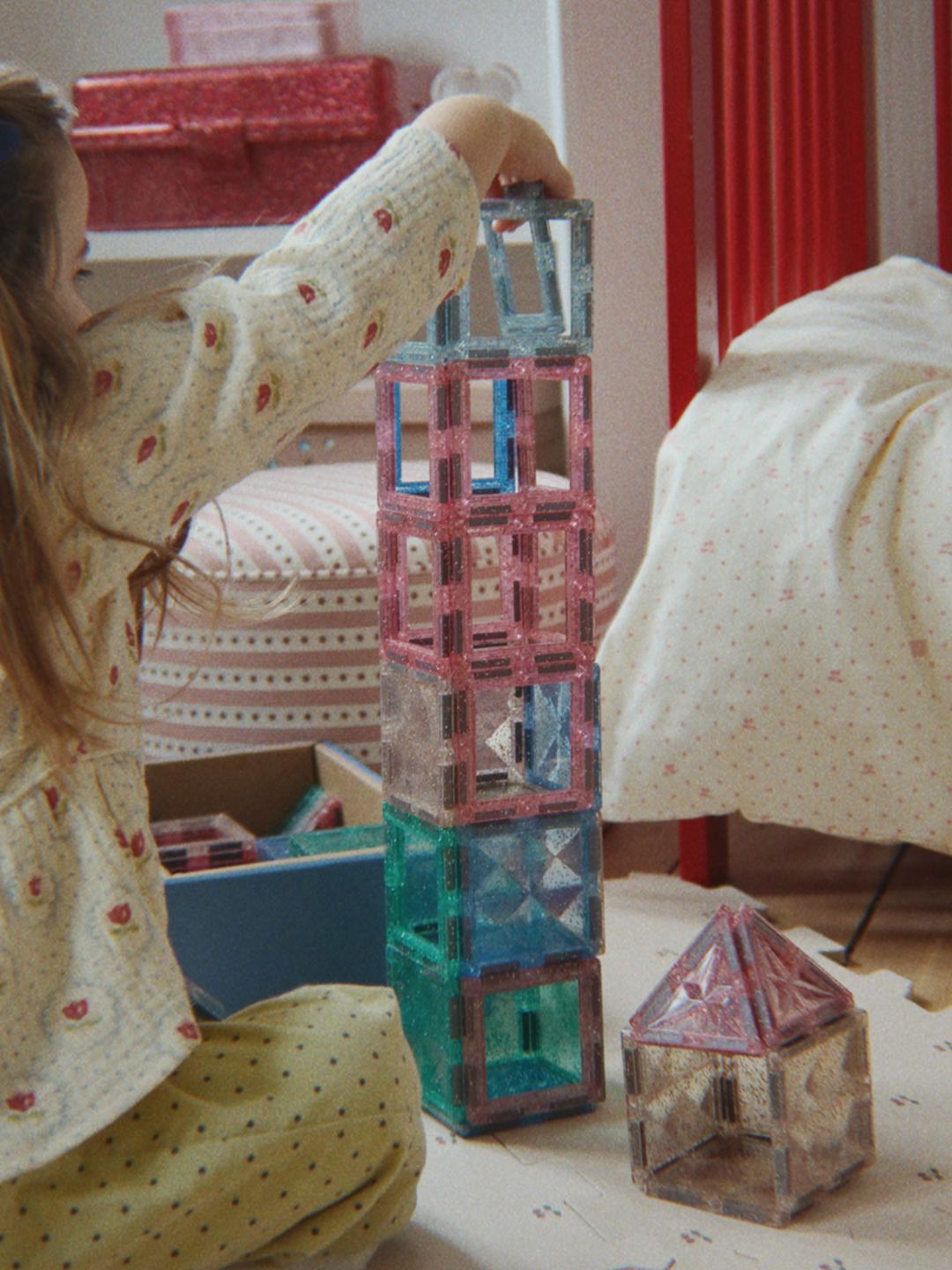 Konges Slojd piece by piece magnetic build tiles, Konges Slojd magnetklotsid