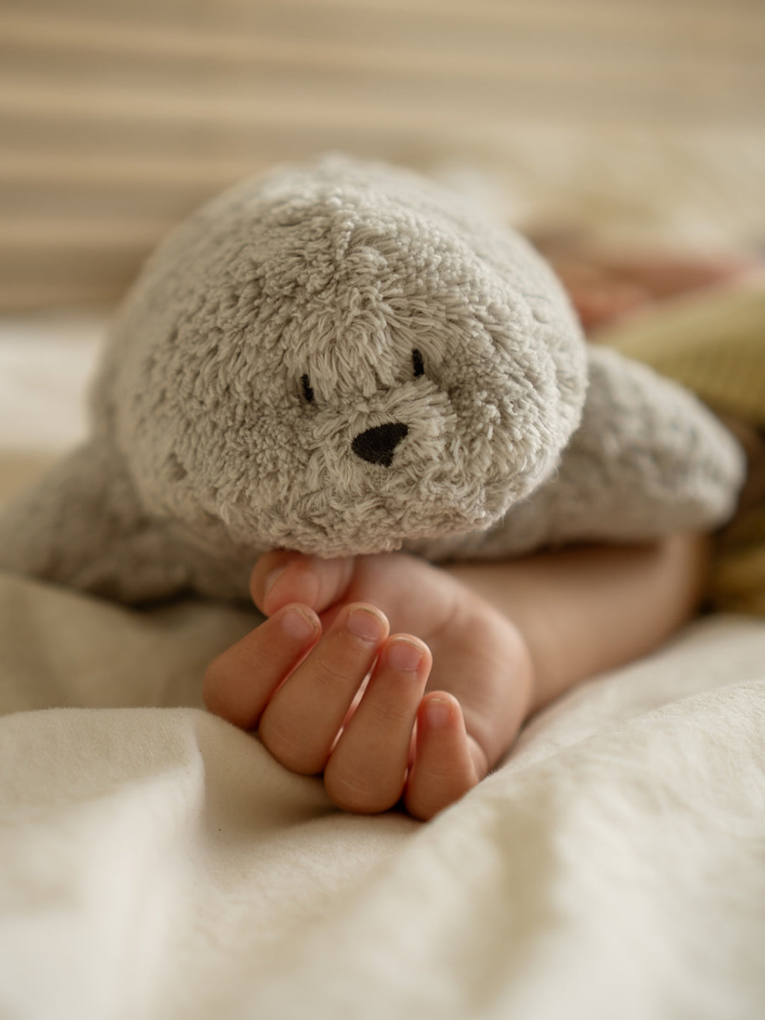 Moonie Organic Humming Seal – Babyluv