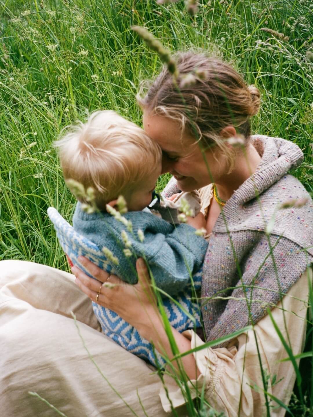 Moova baby carrier, Moova beebi kandekott, kõhukott, beebikandmine, beebikandmisvahendid, all-groups