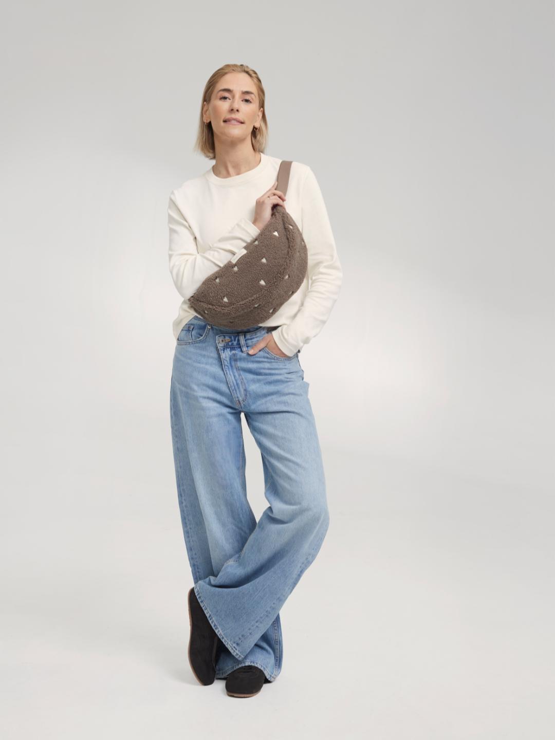 Studio Noos fanny pack brown with hearts, Studio Noos südametega õlakott kõhukott võõkott pruun
