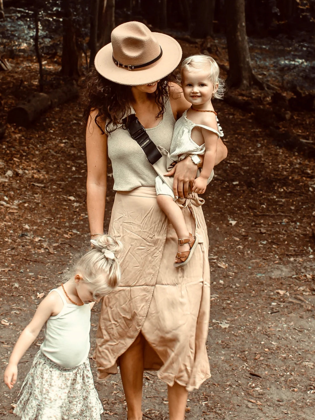 Wildride Toddler Swing Carrier - Beige – Babyluv