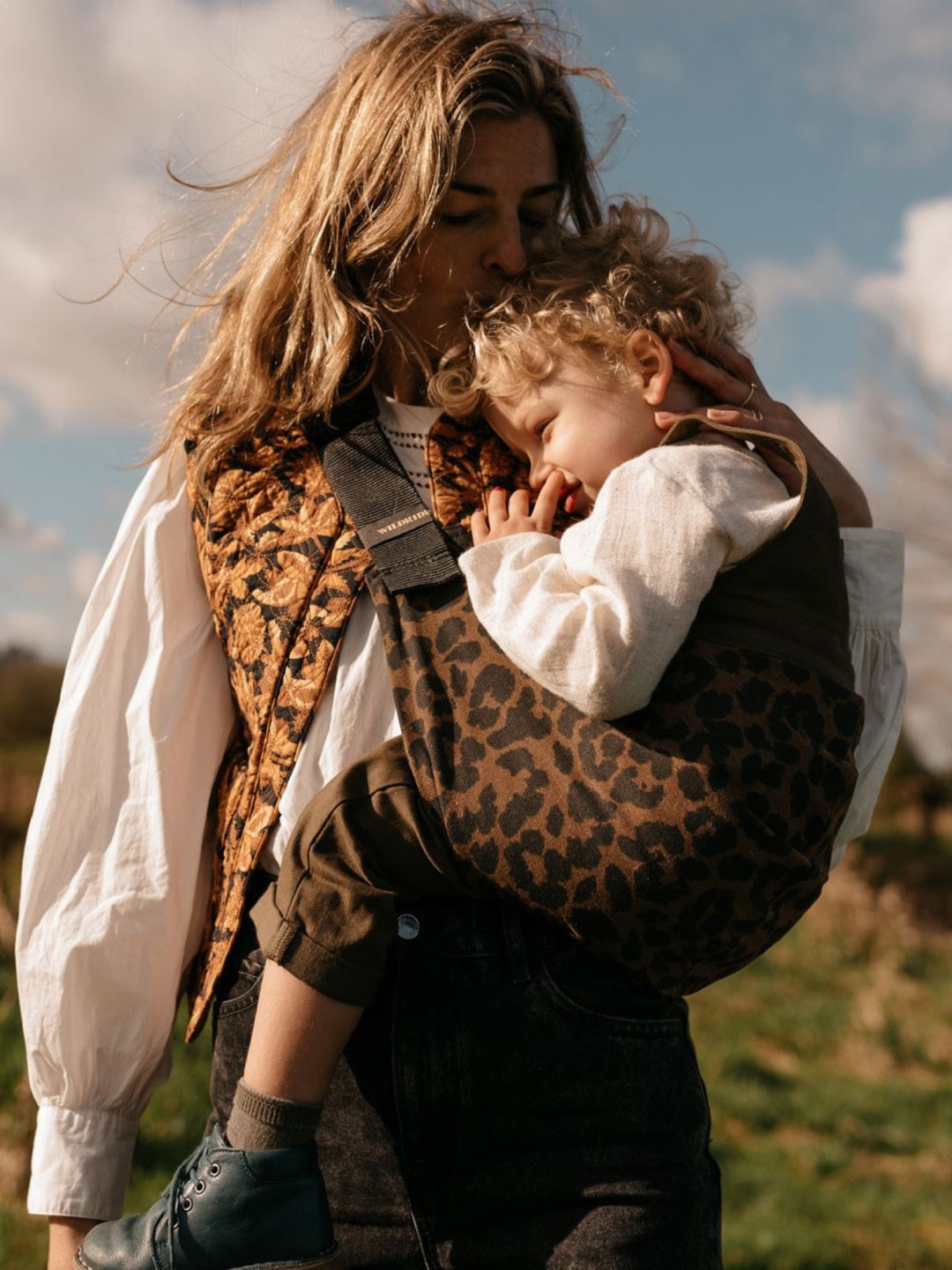 Wildride Toddler Swing Carrier - Brown Leopard – Babyluv