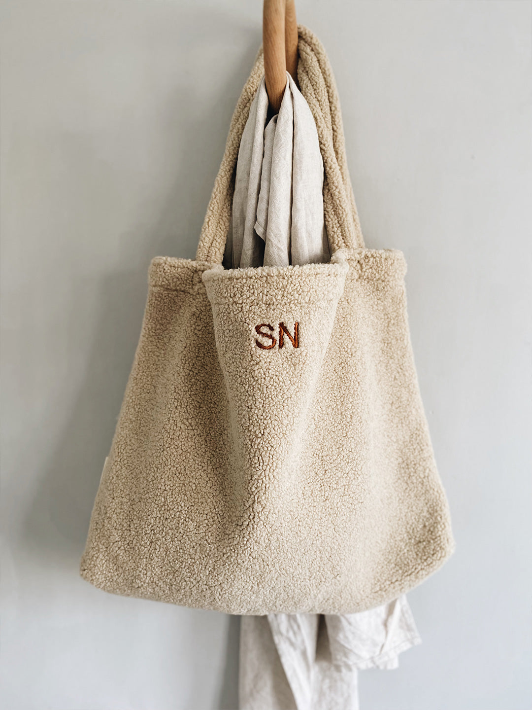 Studio Noos Personalized Mom-Bag - Ecru, Studio Noos personaliseeritud Mom-Bag – värv Ecru, nimetähtedega teddy suur kott emale, all-groups